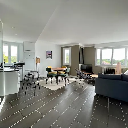 Vue Mer, Heol, 5eme Etage Apartment